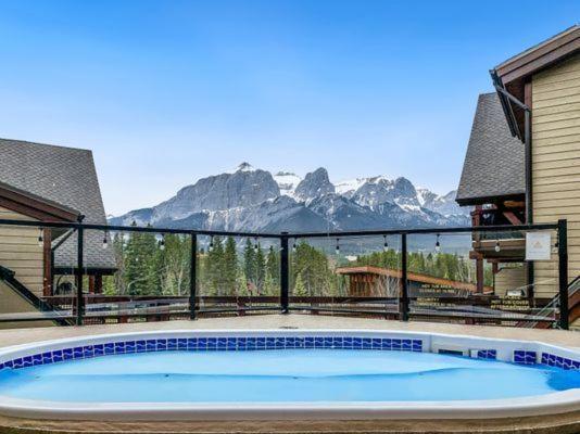 3 Bedroom Condo By Canadian Rockies Vacation Rentals Κάνμορ Εξωτερικό φωτογραφία
